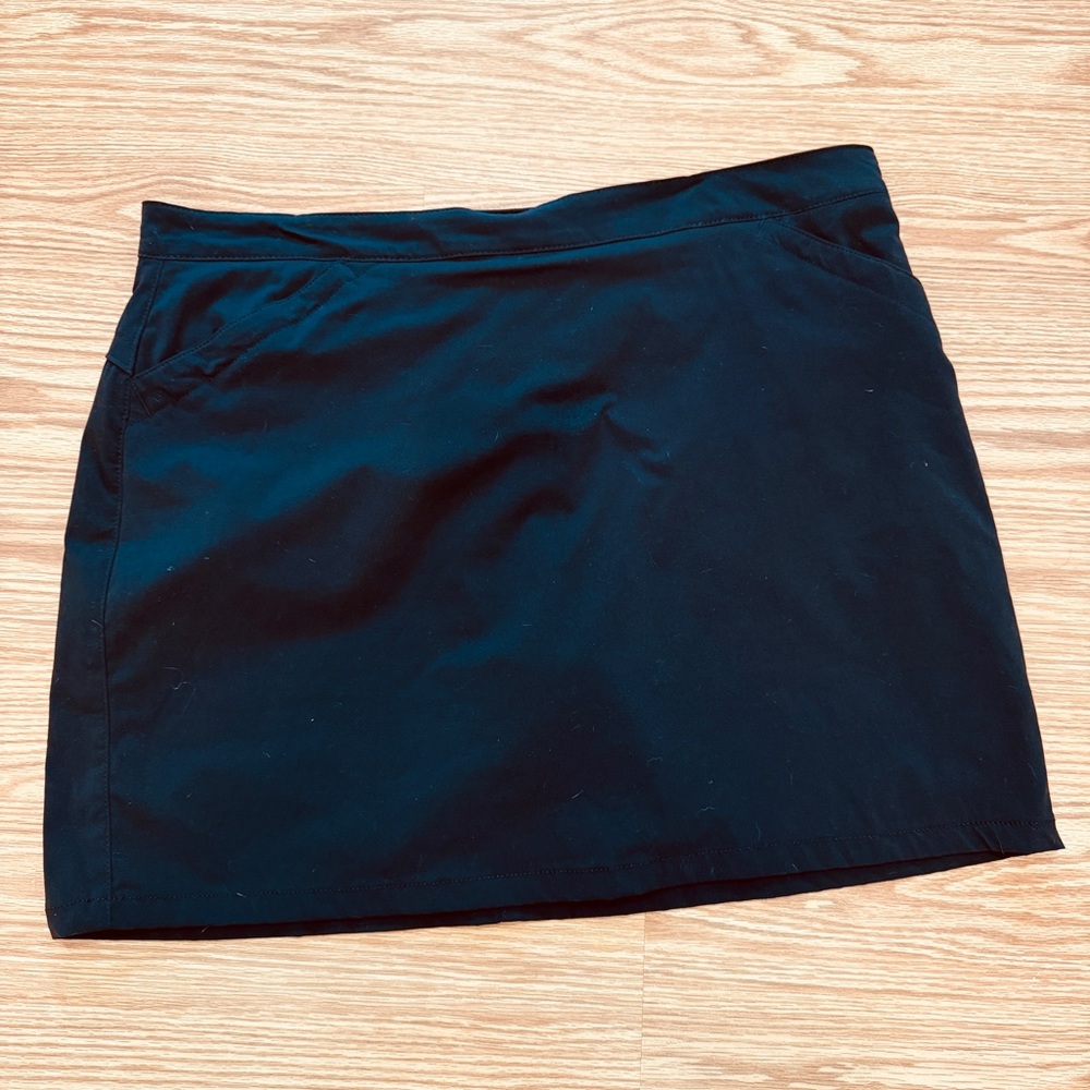 Eddie Bauer Black Skort Size 14 Pockets
